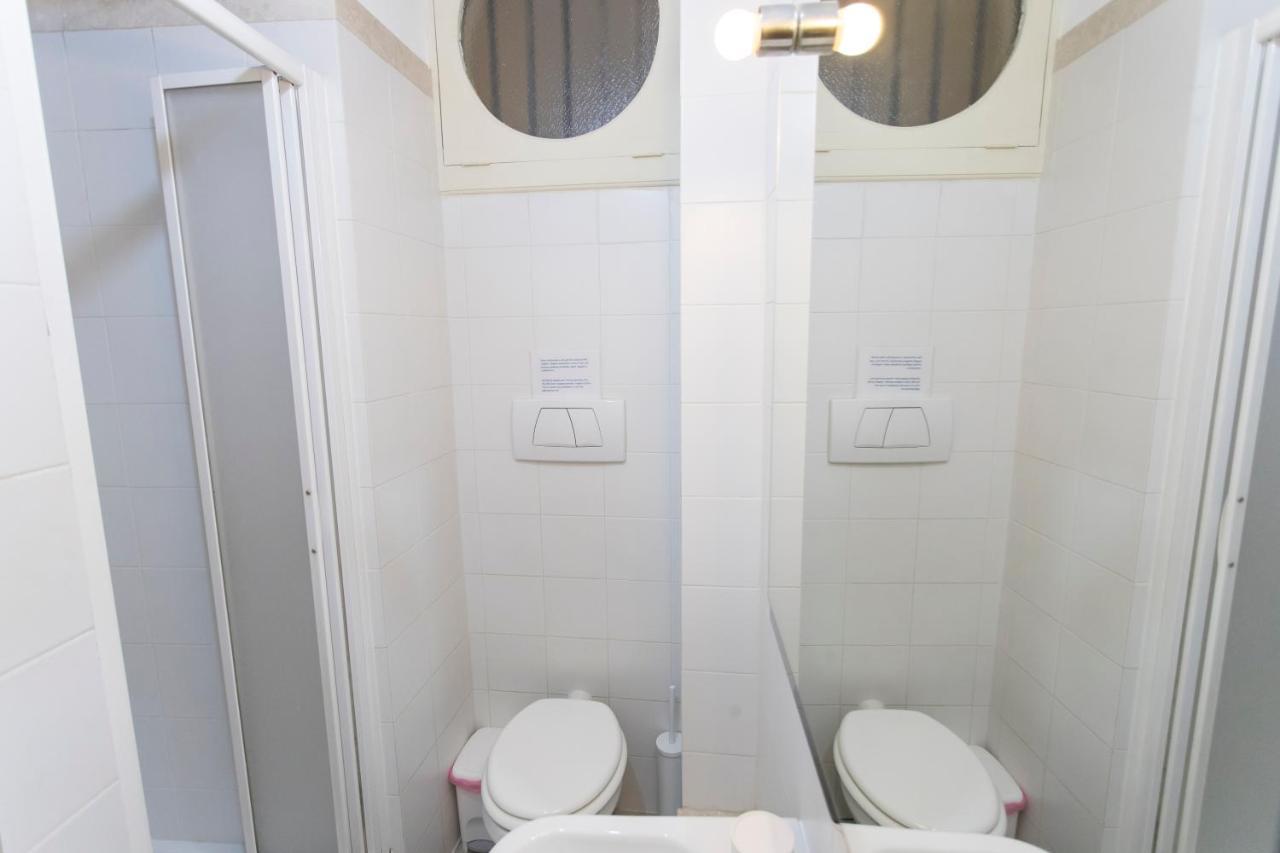 ローマ A Casa Cibella Bed & Breakfast エクステリア 写真